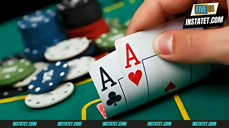 Luật chơi Poker một số hành động cược của người chơi